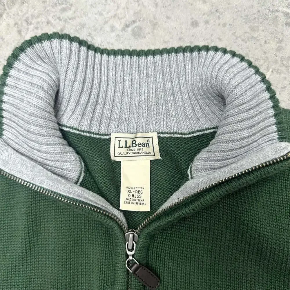 L.L. Bean bean quarter